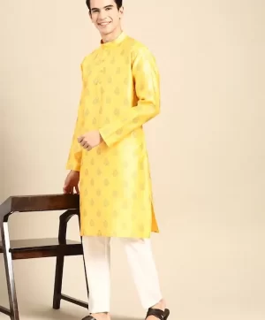 Men Ethnic Motifs Printed Regular Kurta with Pyjamas