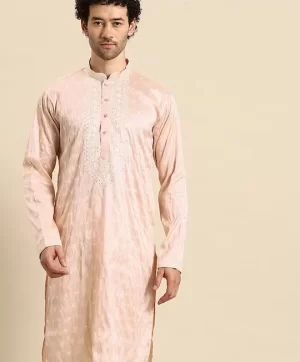 Floral Embroidered Straight Kurta