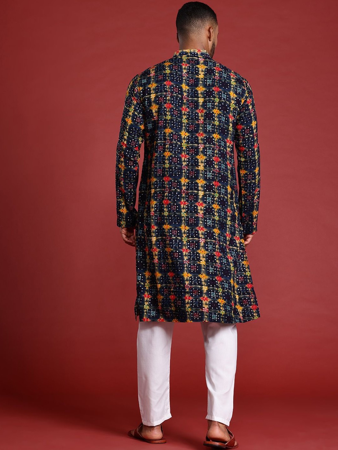 Bandhani Printed Mandarin Collar Pure Cotton Straight Kurta - Image 3