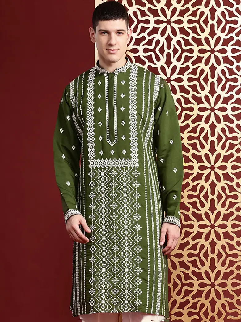 Ethnic Motifs Embroidered Mandarin Collar Thread Work Straight Kurta - Image 2