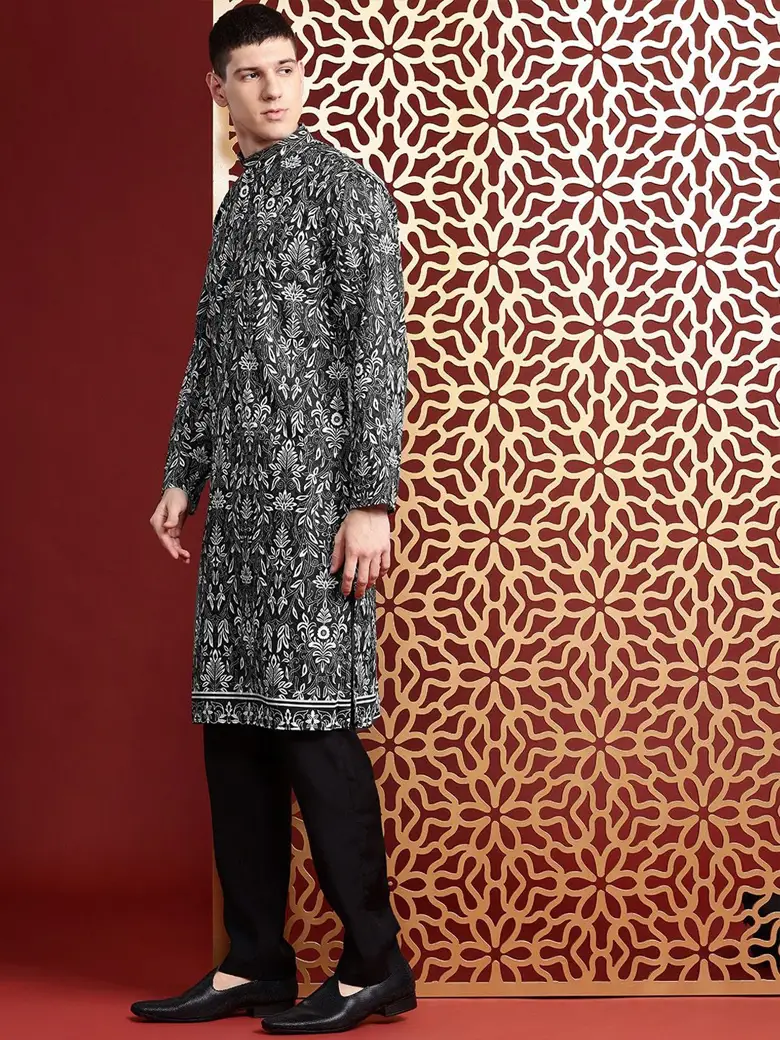 Floral Embroidered Mandarin Collar Thread Work Straight Kurta - Image 2