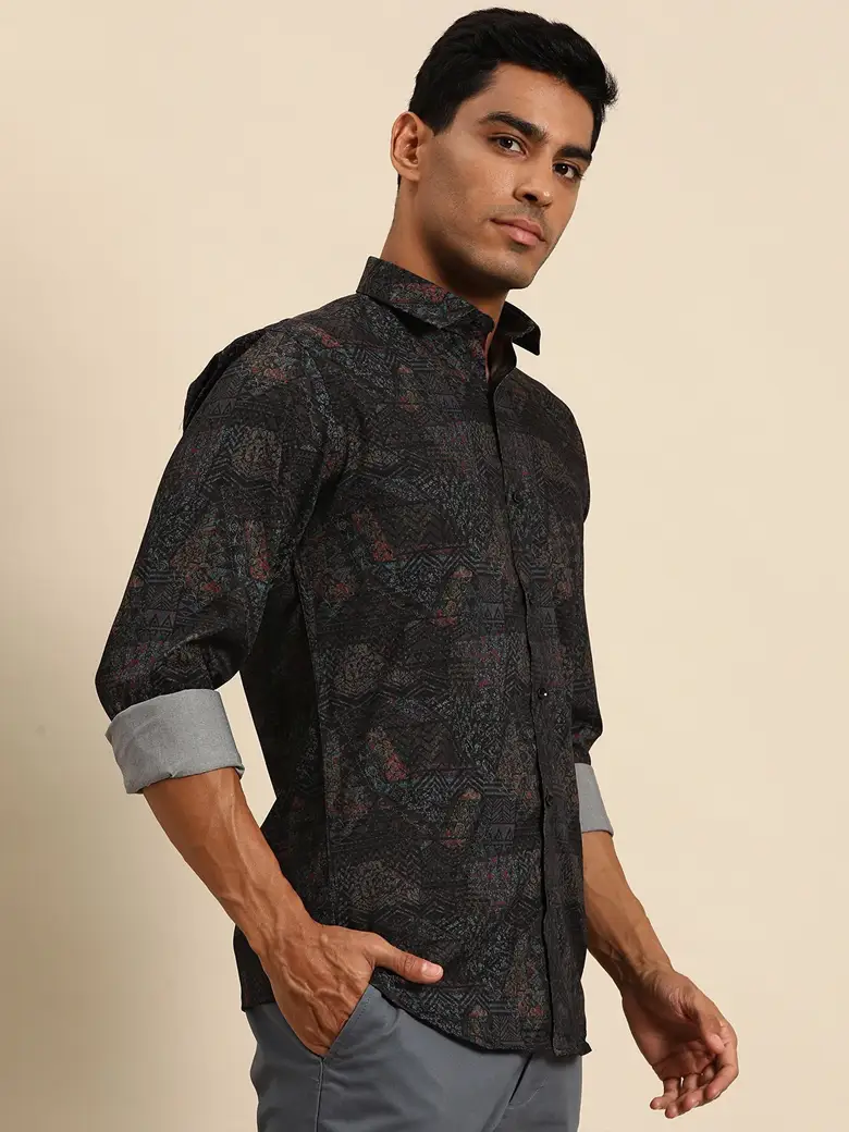 Men Smart Opaque Printed Casual Shirt - Image 2