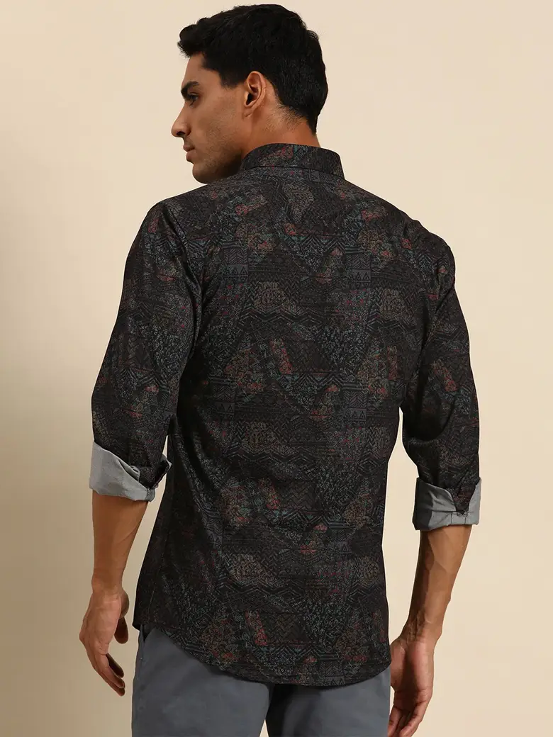 Men Smart Opaque Printed Casual Shirt - Image 3
