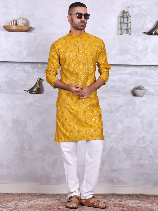 Men Ethnic Motifs Embroidered Regular Pure Cotton Kurta with Pyjamas