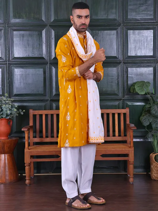 Men Ethnic Motifs Embroidered Regular Sequinned Kurta with Salwar & With Dupatta - Image 3