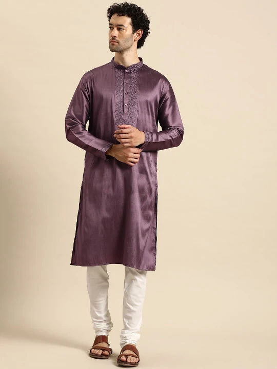 Men Ethnic Motifs Yoke Design Regular Kurta with Churidar