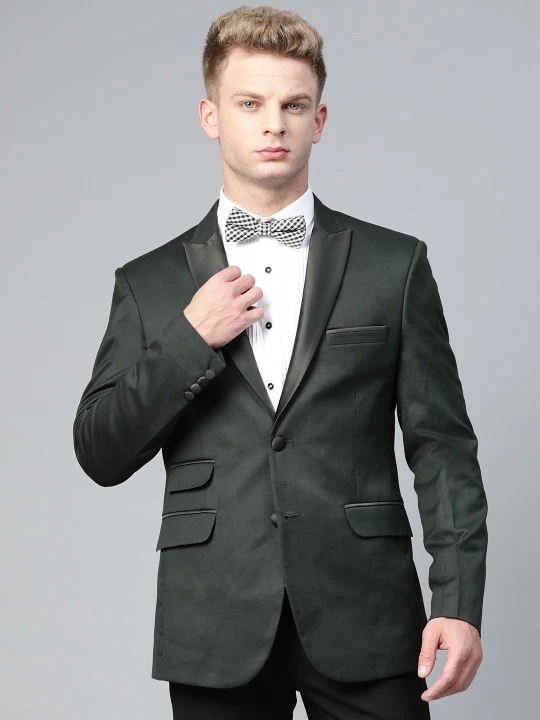 Men Green Twill Weave Slim Fit Solid Tuxedo Blazer With Pocket Square