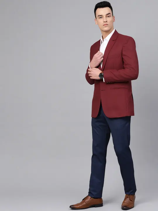 Men Maroon Slim Fit Solid Single-Breasted Smart Casual Blazer - Image 2