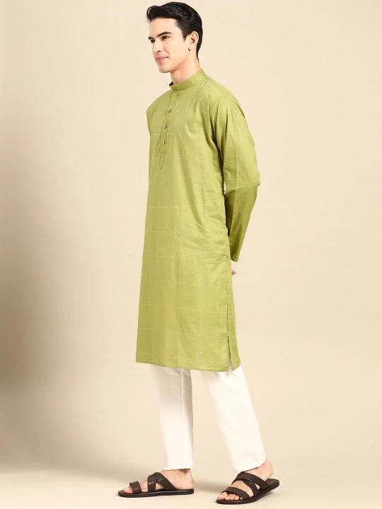 Men Printed Regular Pure Cotton Kurta with Pyjamas - Image 2