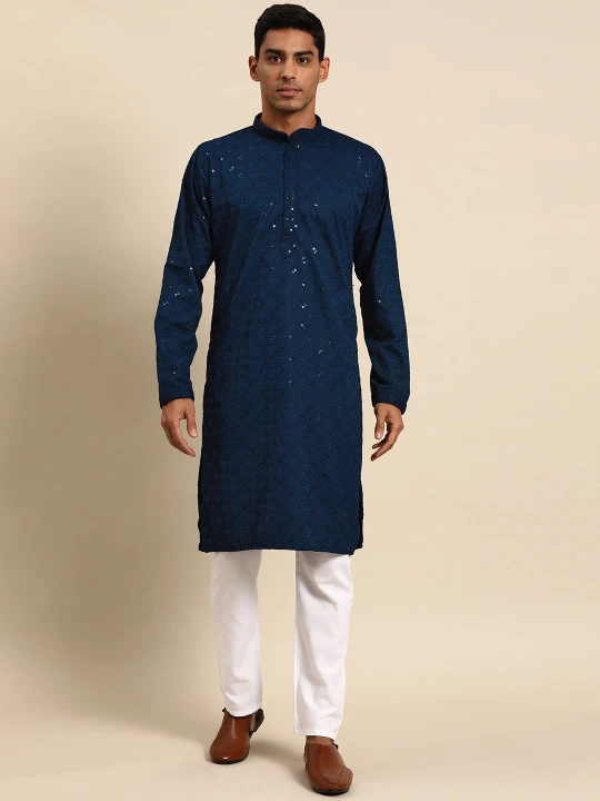 Men Regular Sequinned Kurta with Pyjamas